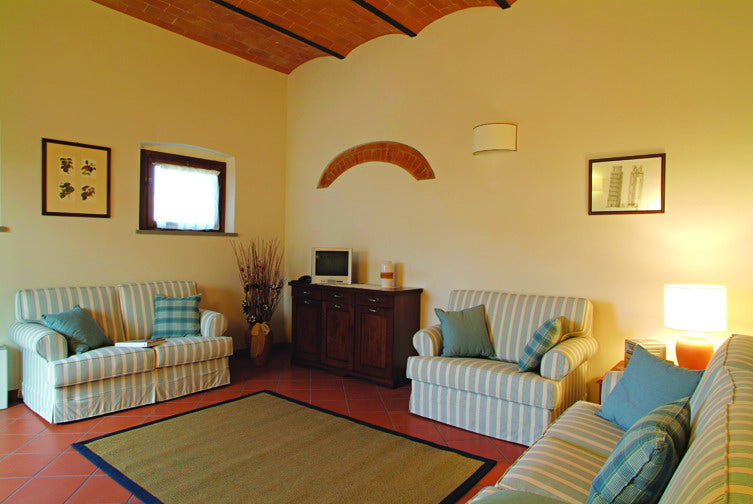 ソレニダ - Tenute Lunelli（トスカーナ）750ml x １本