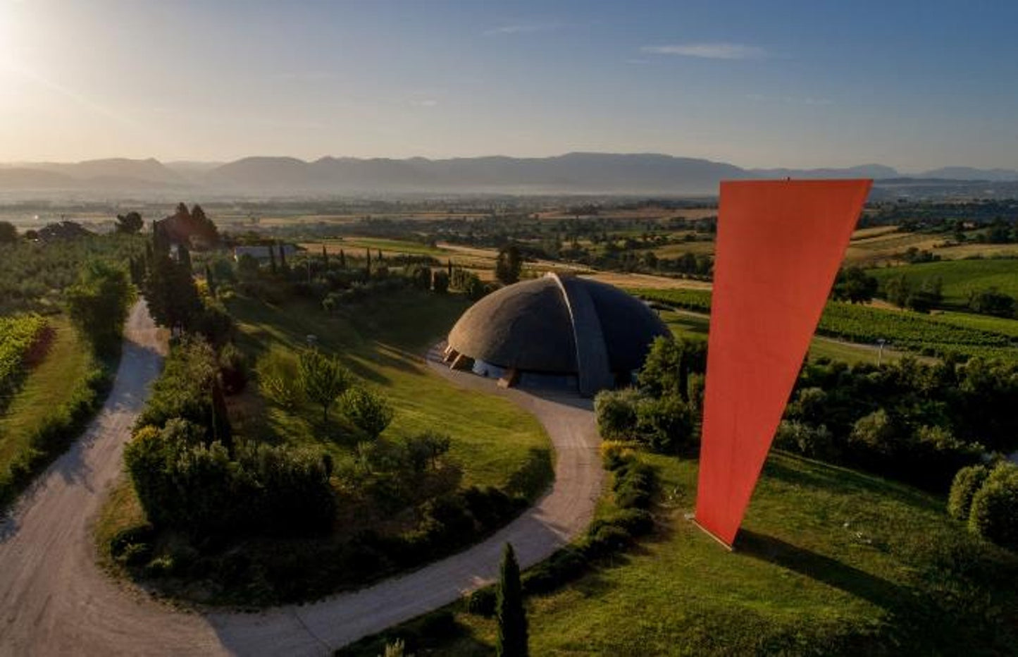 ジッグラット - Tenute Lunelli（ウンブリア）750ml x １本