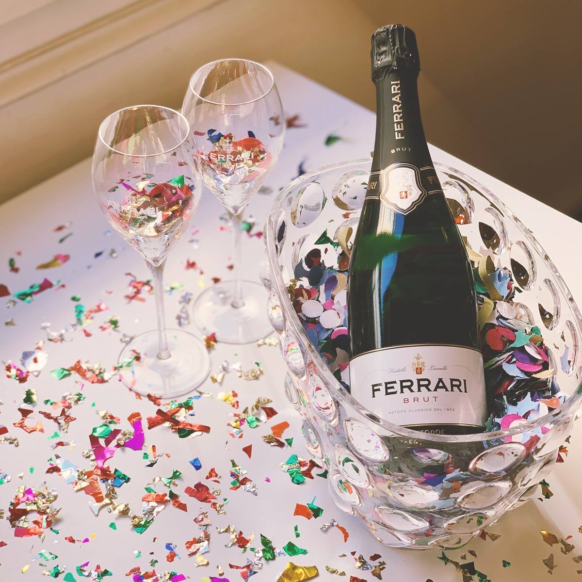 Ferrari Brut (with gift box) - Ferrari (Trentino) 750ml x 1 bottle