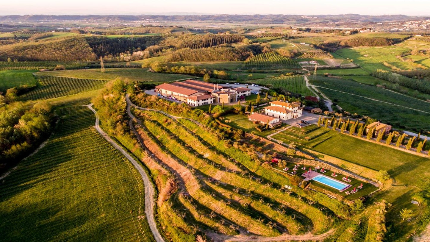 ソレニダ - Tenute Lunelli（トスカーナ）750ml x １本