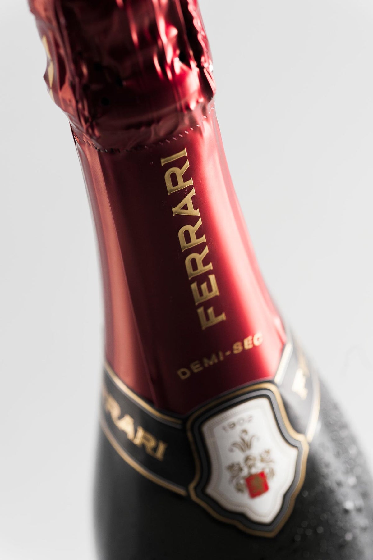 フェッラーリ・ヴェルットゥム - FERRARI（トレンティーノ）750ml x １本