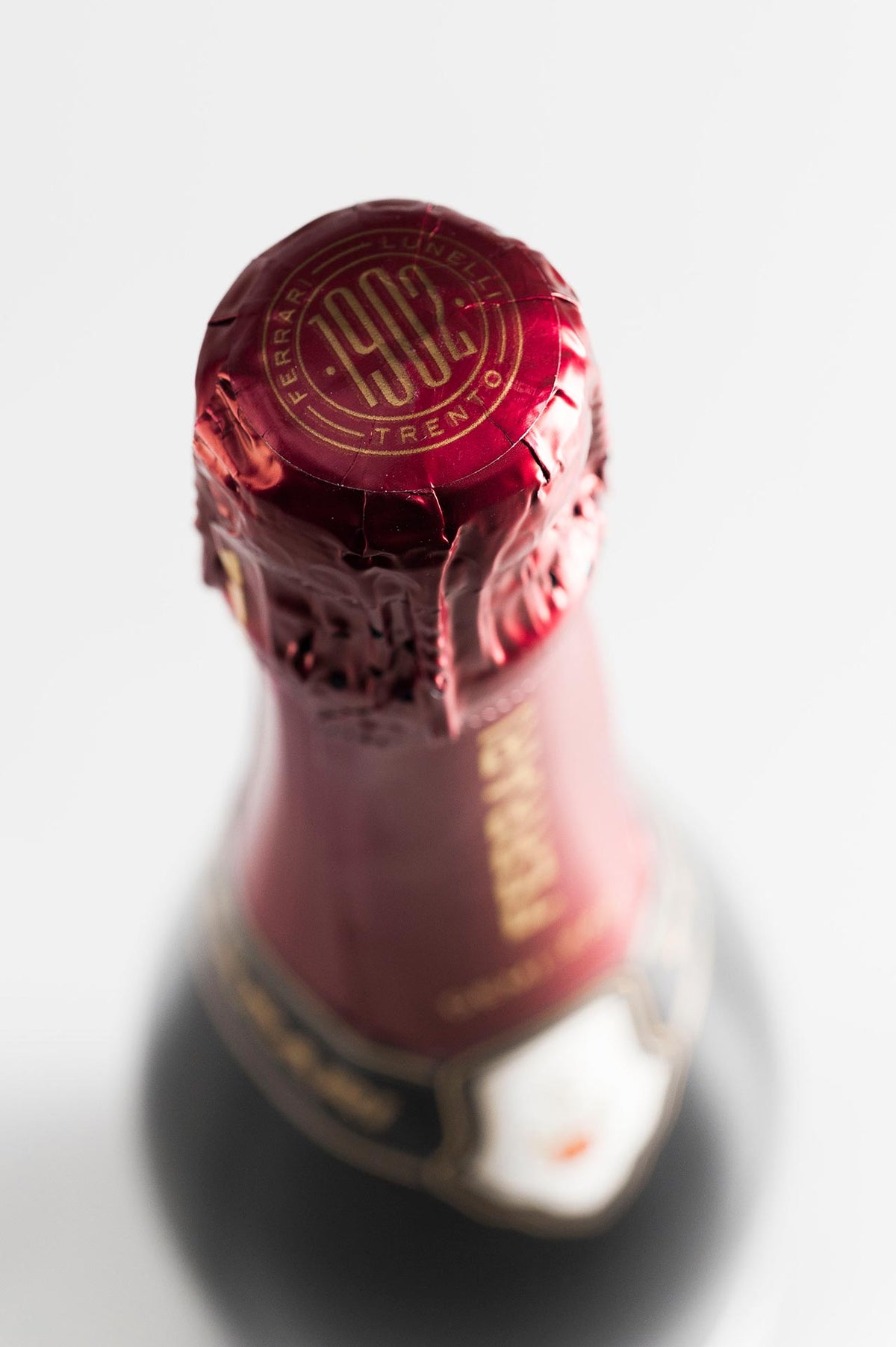 フェッラーリ・ヴェルットゥム - FERRARI（トレンティーノ）750ml x １本