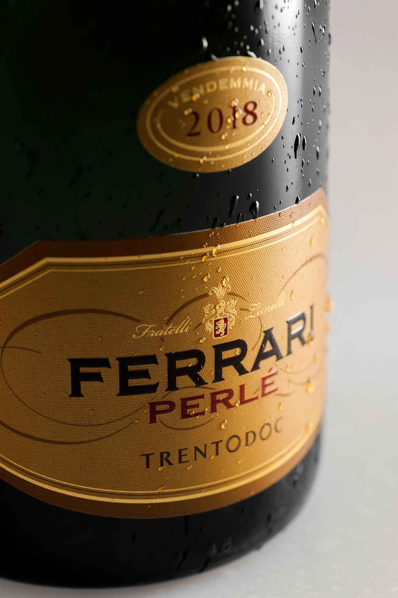 フェッラーリ・ペルレ・ミレジム - FERRARI（トレンティーノ）750ml x １本