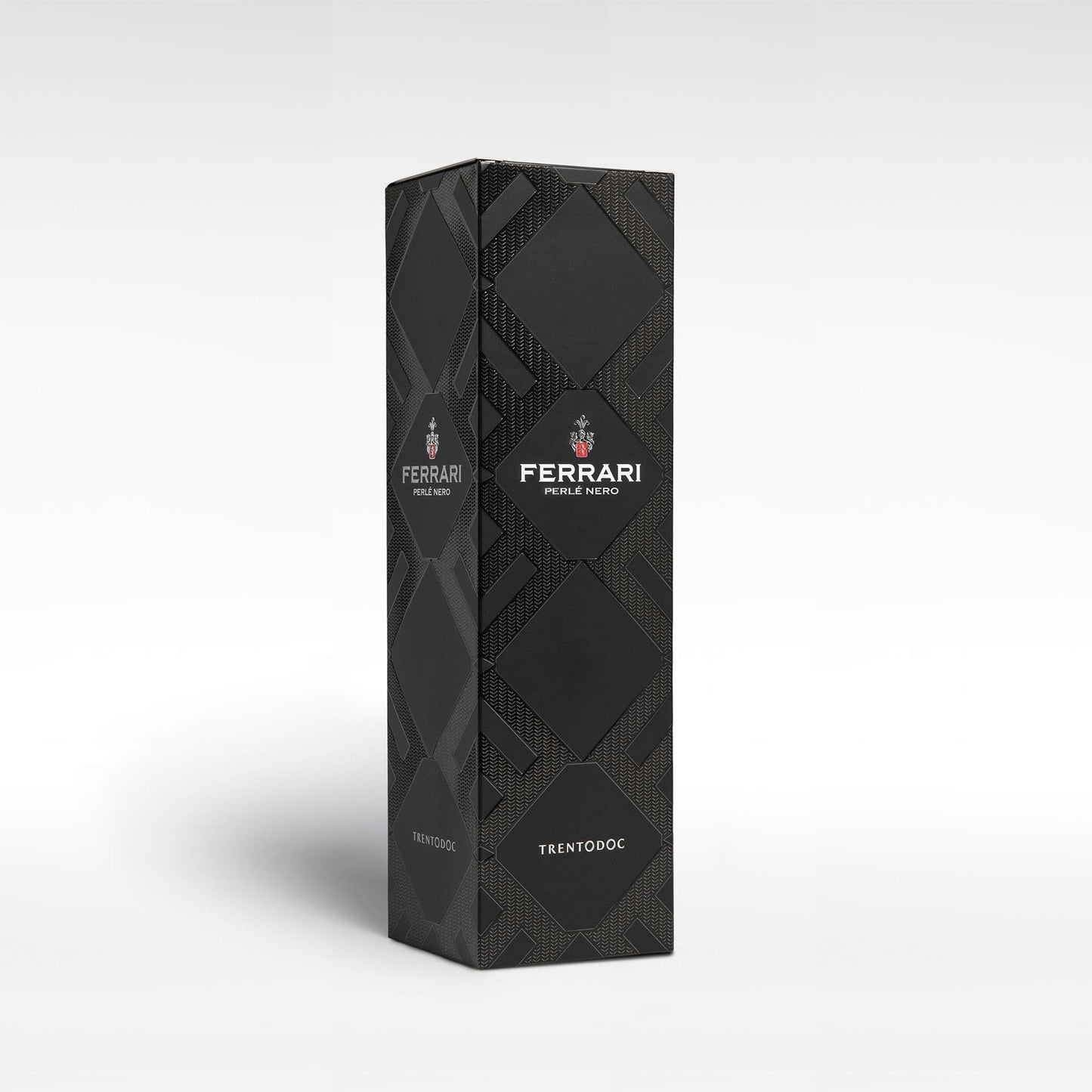 フェッラーリ・ペルレ・ネロ・リゼルヴァ - FERRARI（トレンティーノ）750ml x １本