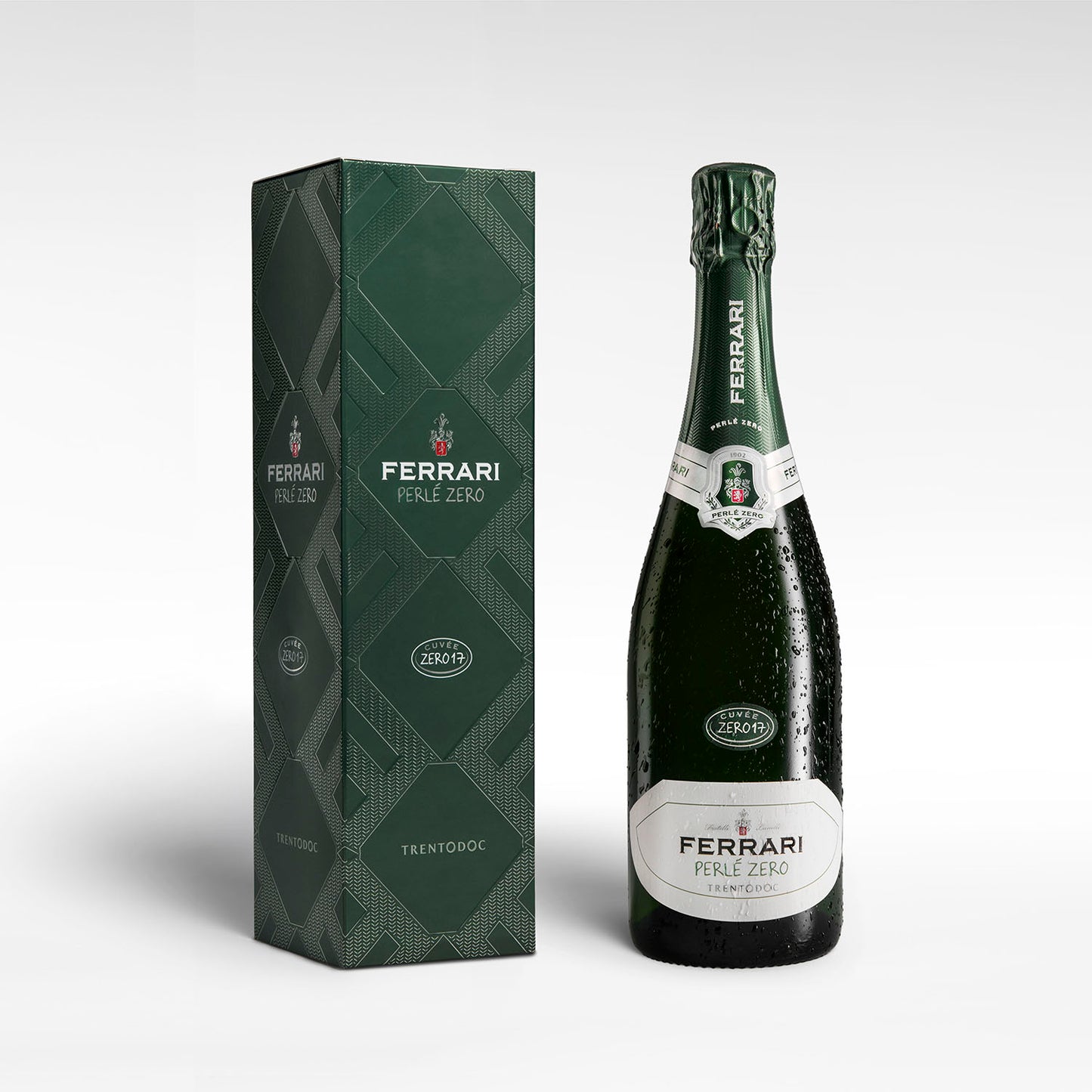 フェッラーリ・ペルレ・ゼロ （ギフトボックス入り）- FERRARI（トレンティーノ）750ml x １本