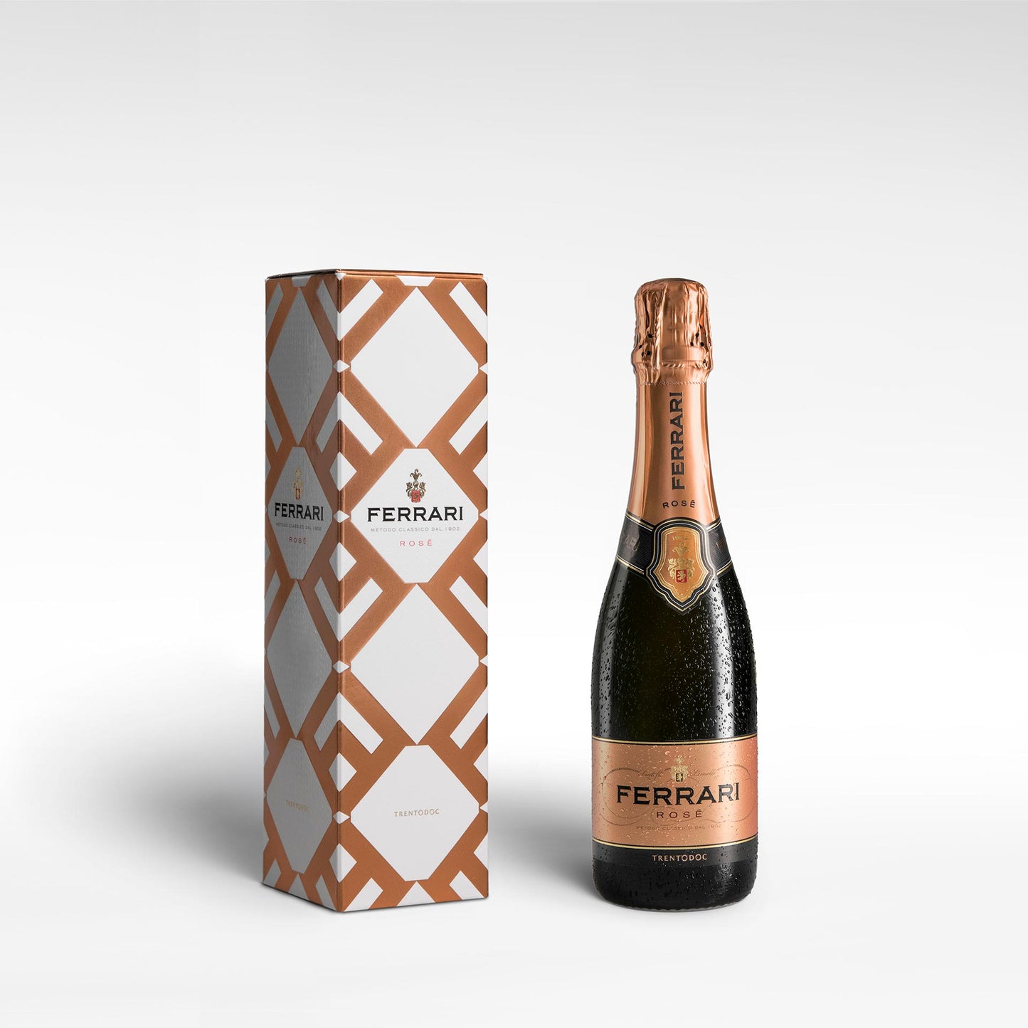 フェッラーリ・ロゼ（ギフトボックス入り）- FERRARI（トレンティーノ）375ml x １本