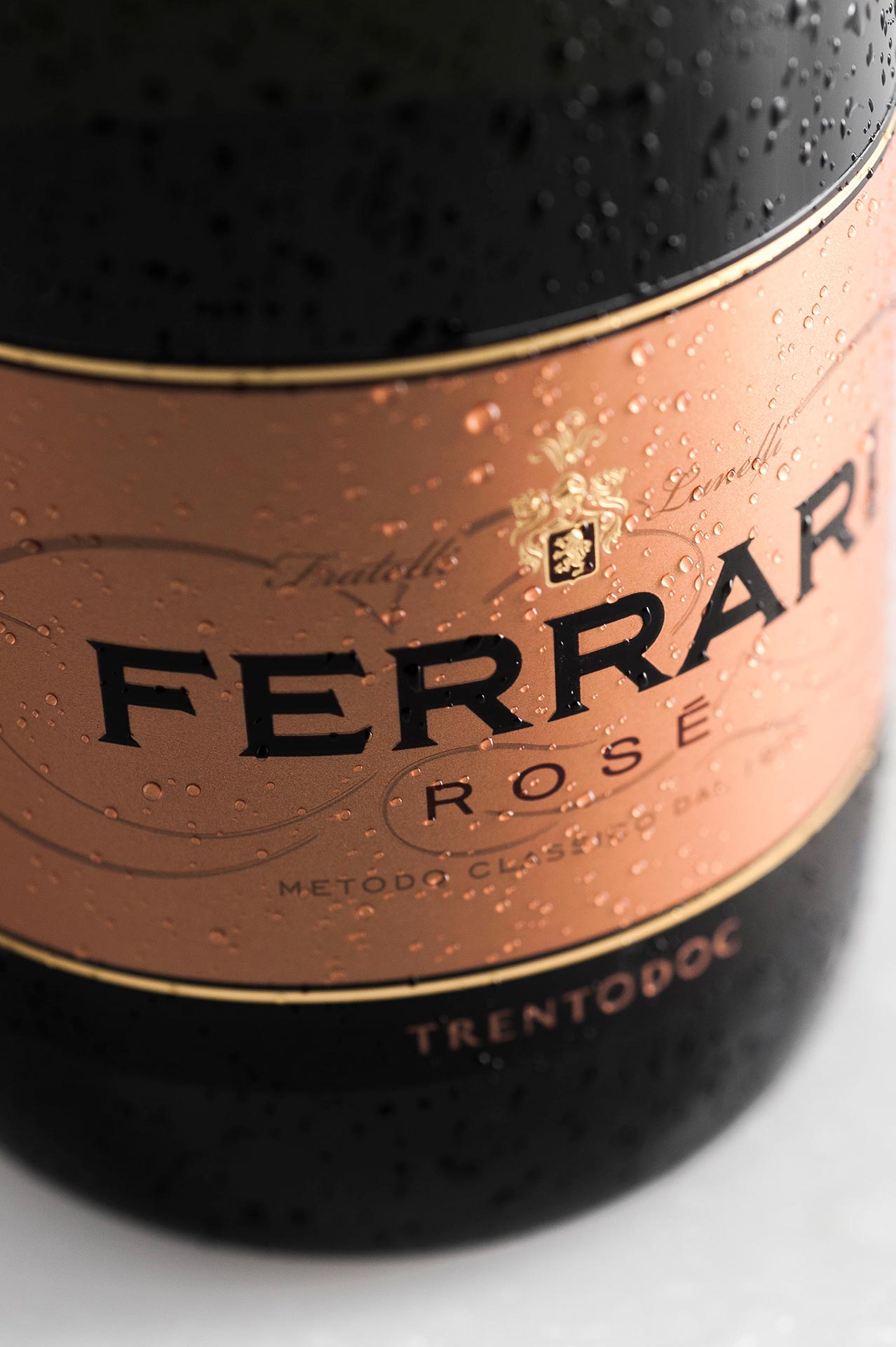 フェッラーリ・ロゼ（ギフトボックス入り）- FERRARI（トレンティーノ）375ml x １本