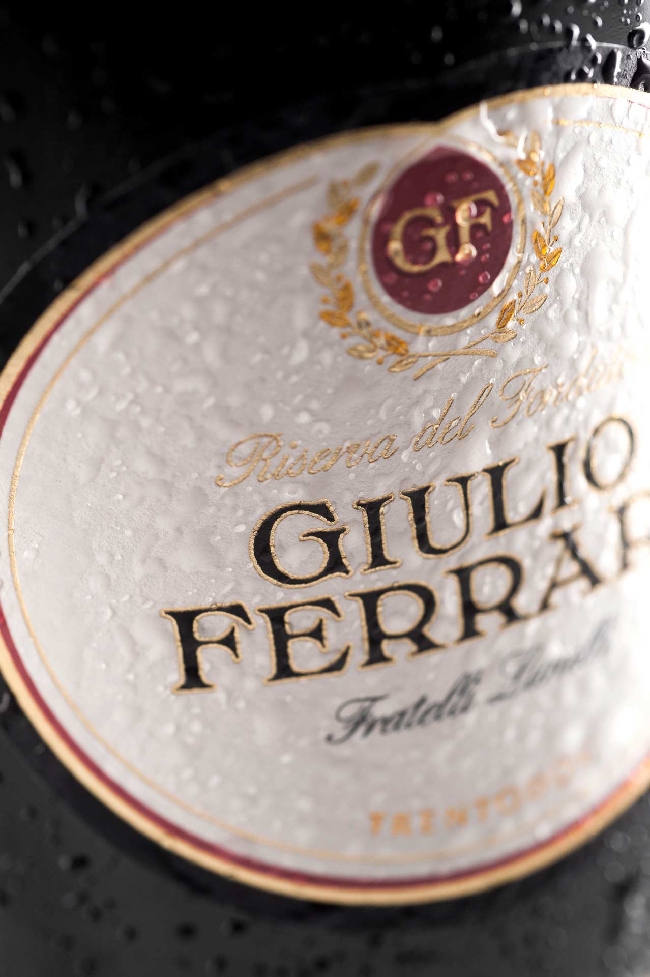 ジュリオ･フェッラーリ･リゼルヴァ･デル･フォンダトーレ 2001 - FERRARI（トレンティーノ）1500ml x １本