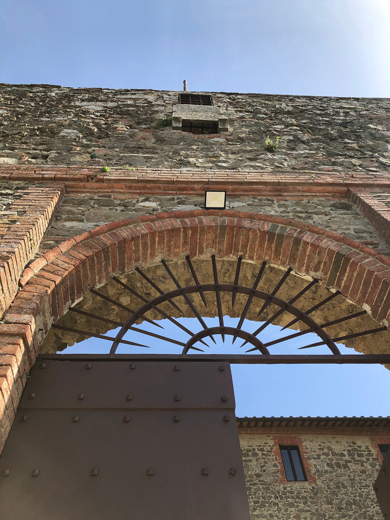 サッソアッローロ・オーロ - Castello di Montepo' (カステッロ・ディ